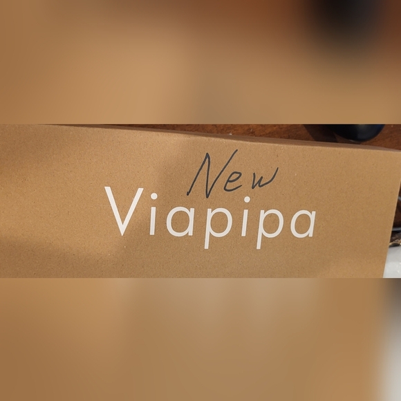 Viapipa Mary Jane Matte Black Shoes with Jeweled Clasp NEW Size 9.5 - Picture 4 of 11